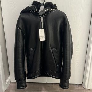 Zara XL Men’s Leather Bomber Coat w/Hood(wool lining)